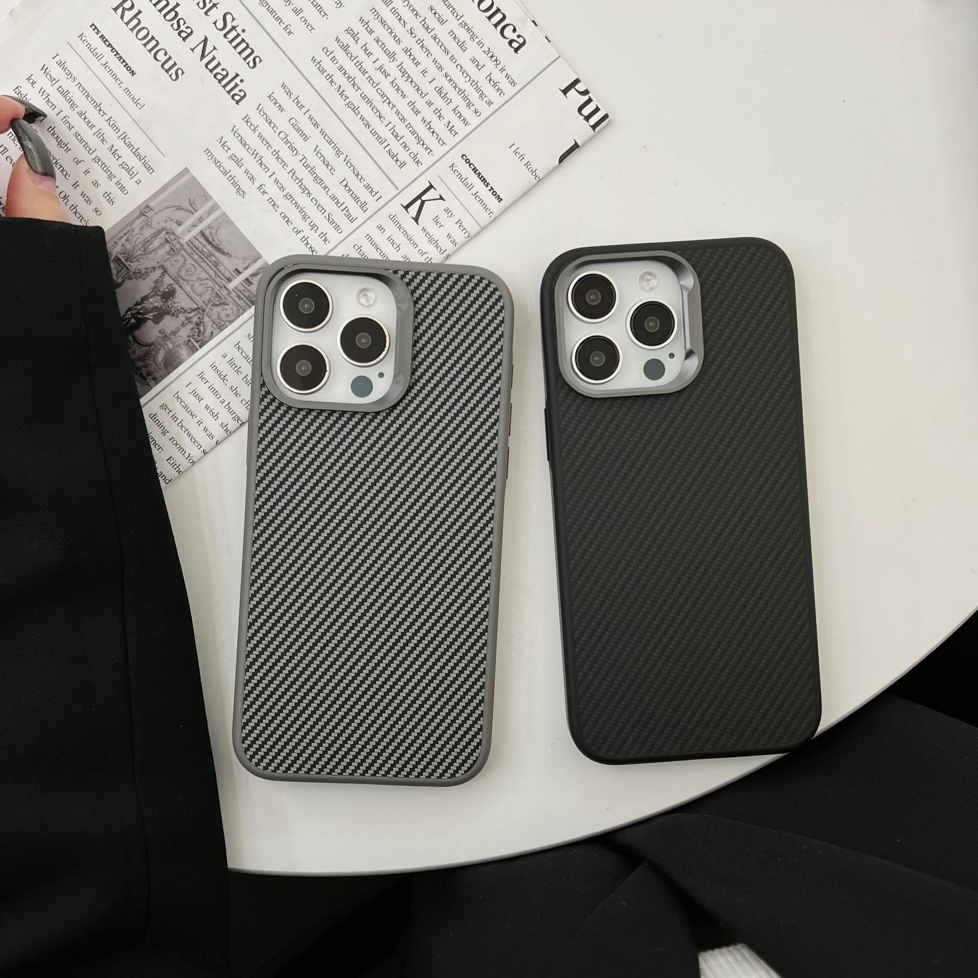Magnetic Drop-resistant Hard Phone Case